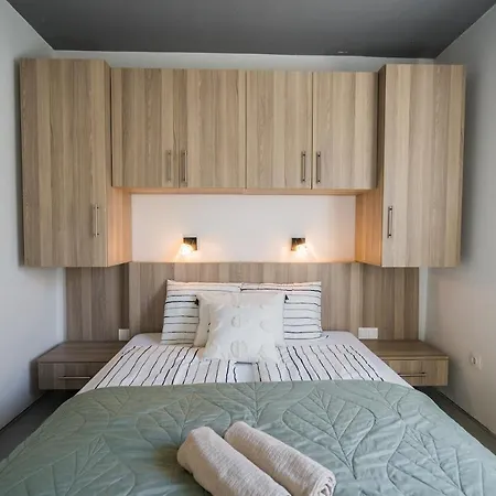 Evergreen Apartment