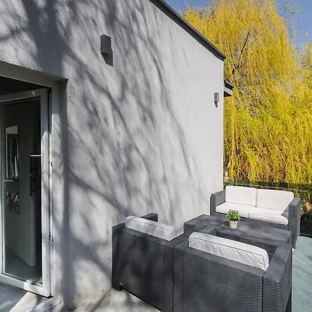 Evergreen Apartment